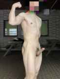 811951.jpg 
								(10KB)